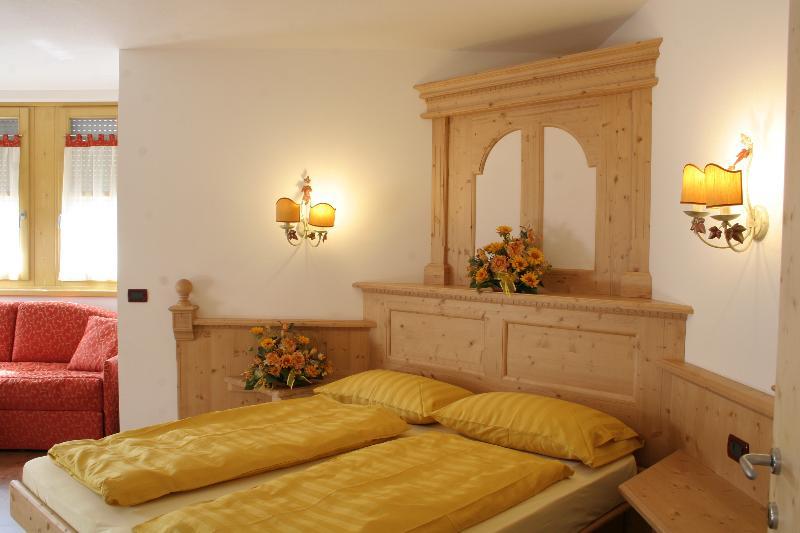 קומזדורה Residence La Moretina מראה חיצוני תמונה