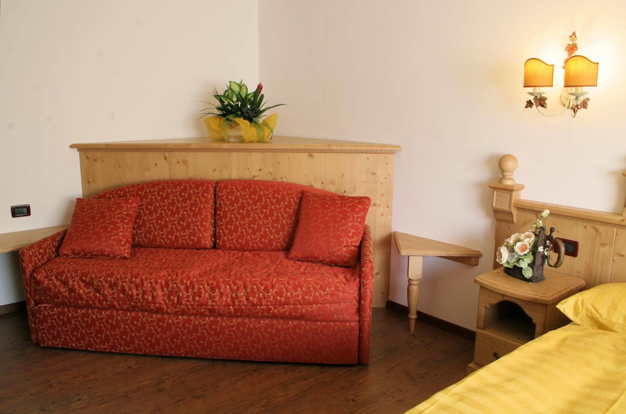 קומזדורה Residence La Moretina מראה חיצוני תמונה